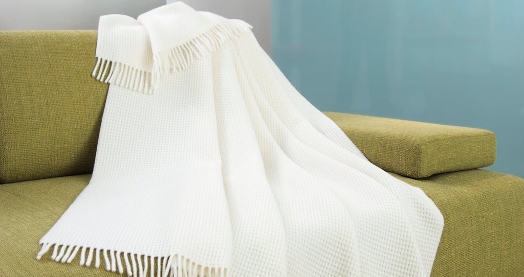 What Is A Throw Blanket? Benefits & How To Use It - Cheer Collection