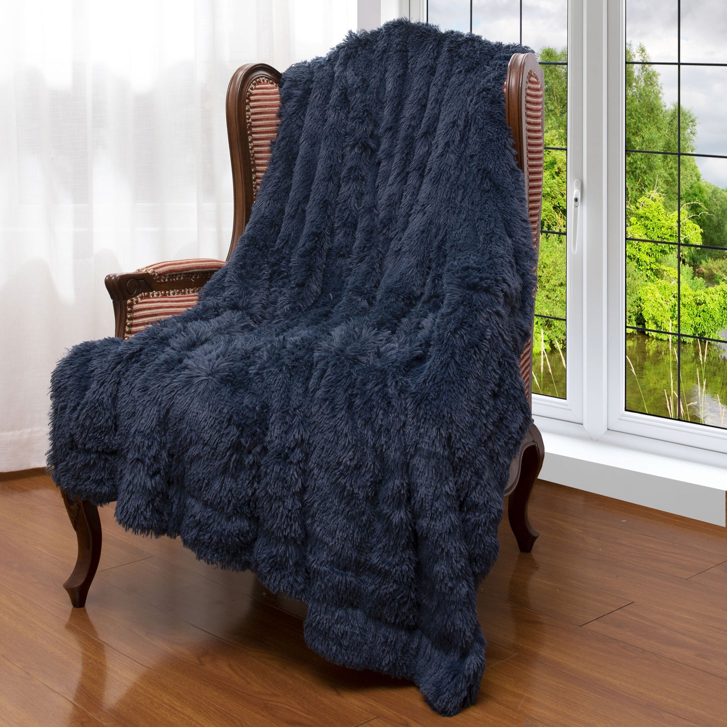 Cheer Collection Reversible Faux Fur Accent Throw Blanket